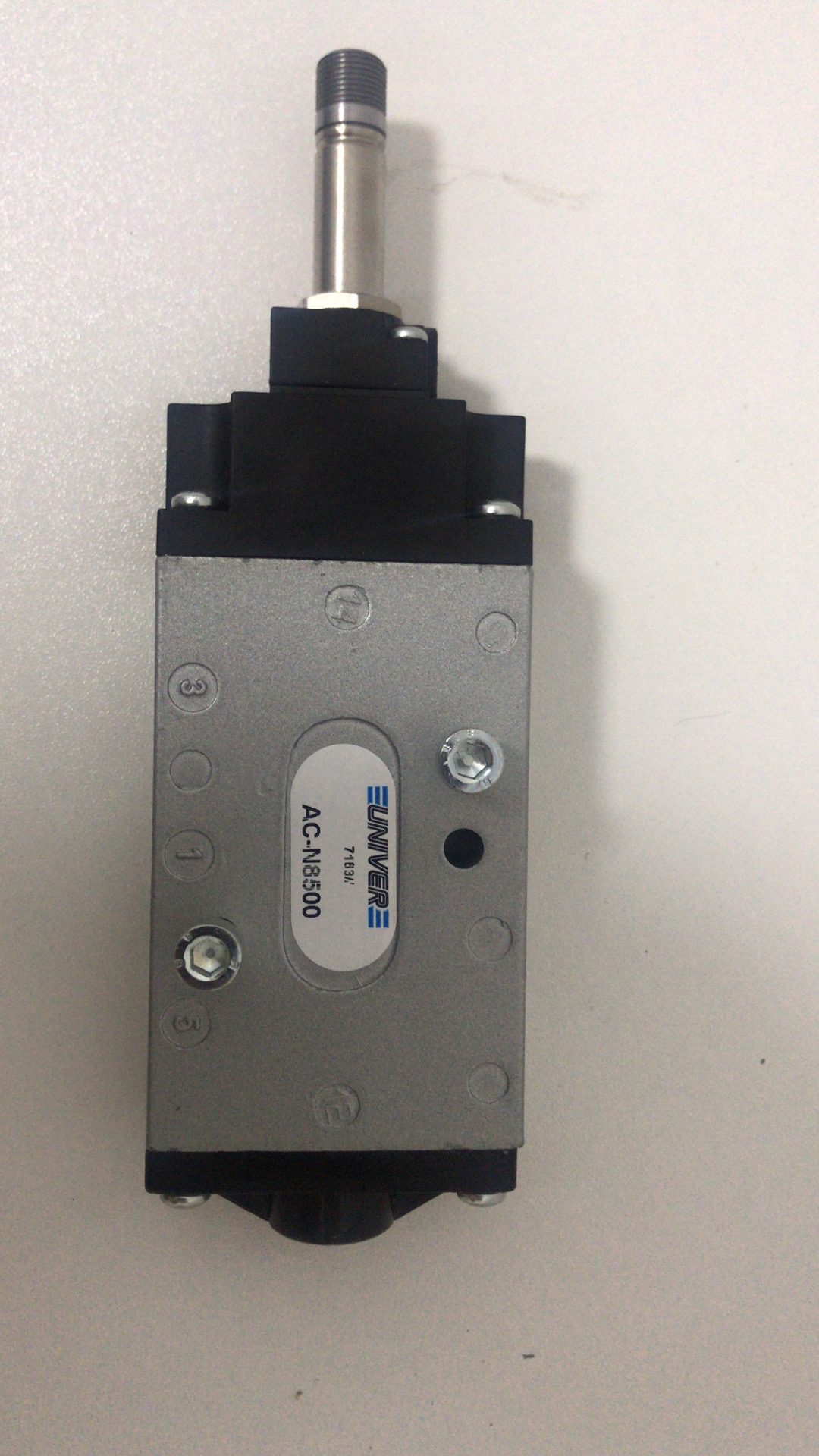 工业液压工况中,sun插装阀的稳定控制与选型价值配图