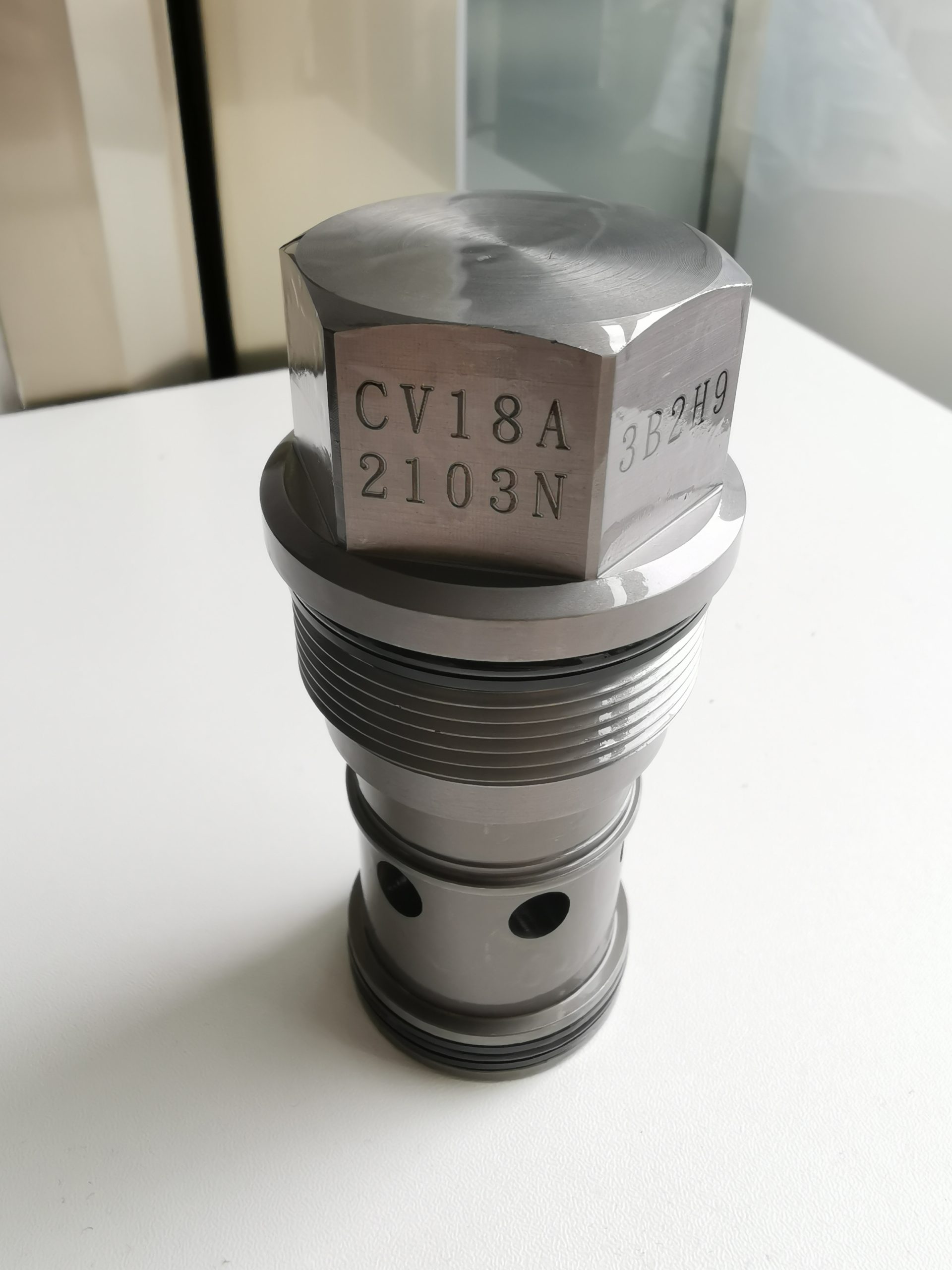 威卡数显压力表在智能化生产中的压力监测应用配图
