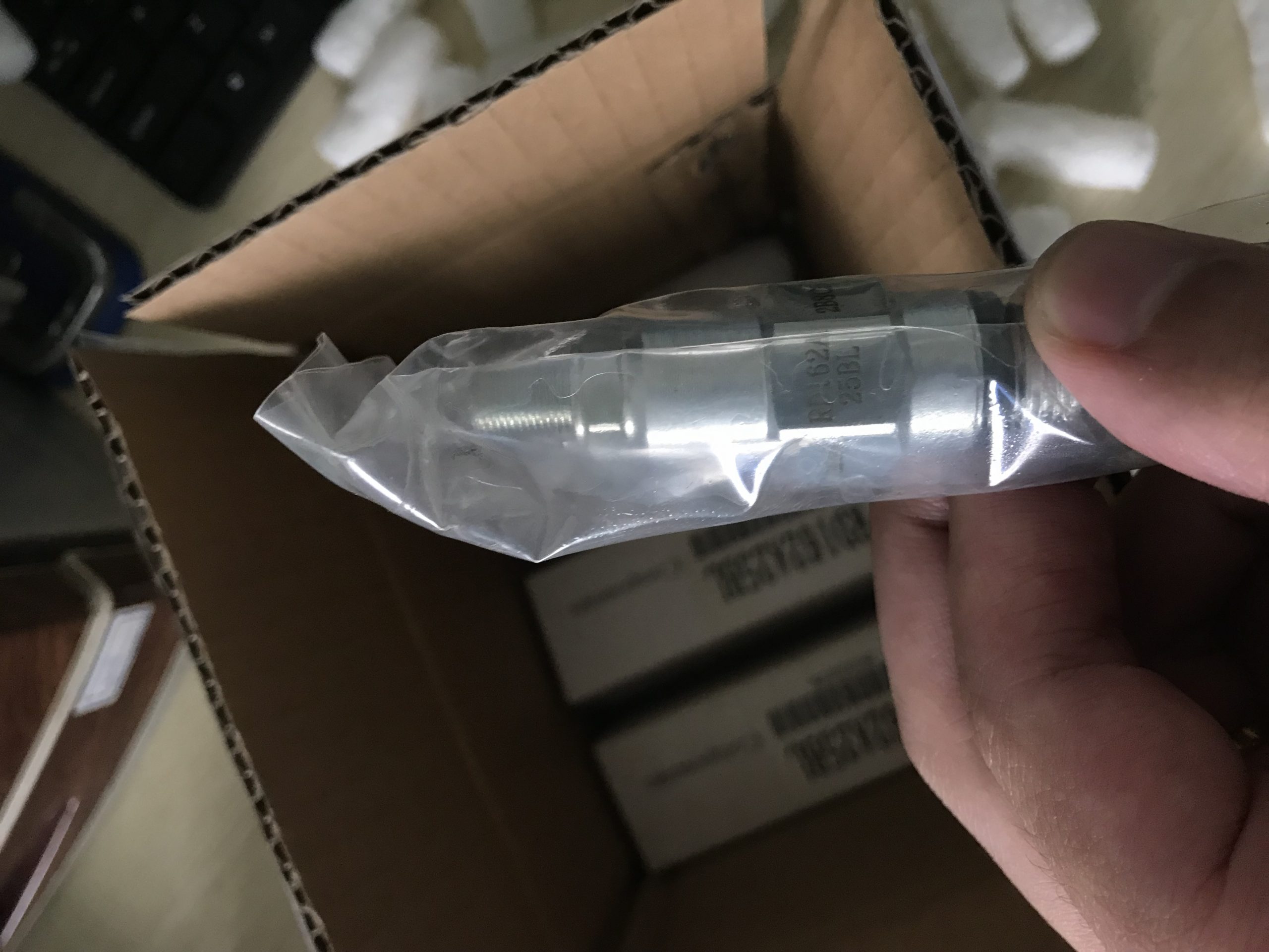 机械设备提效场景中，KYC回转油缸的作用解析配图