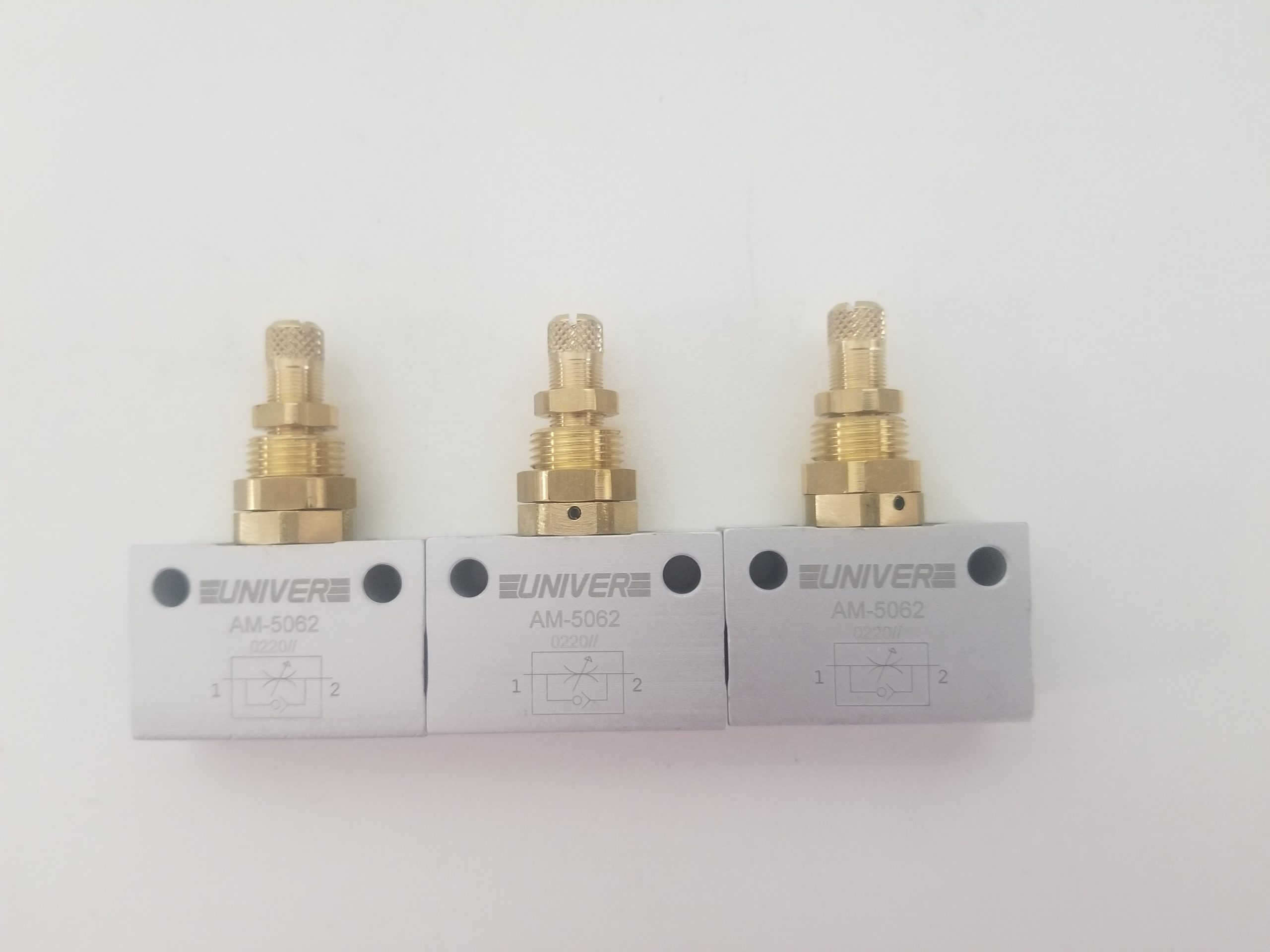 经登感应开关在智能场景中的便捷控制应用配图