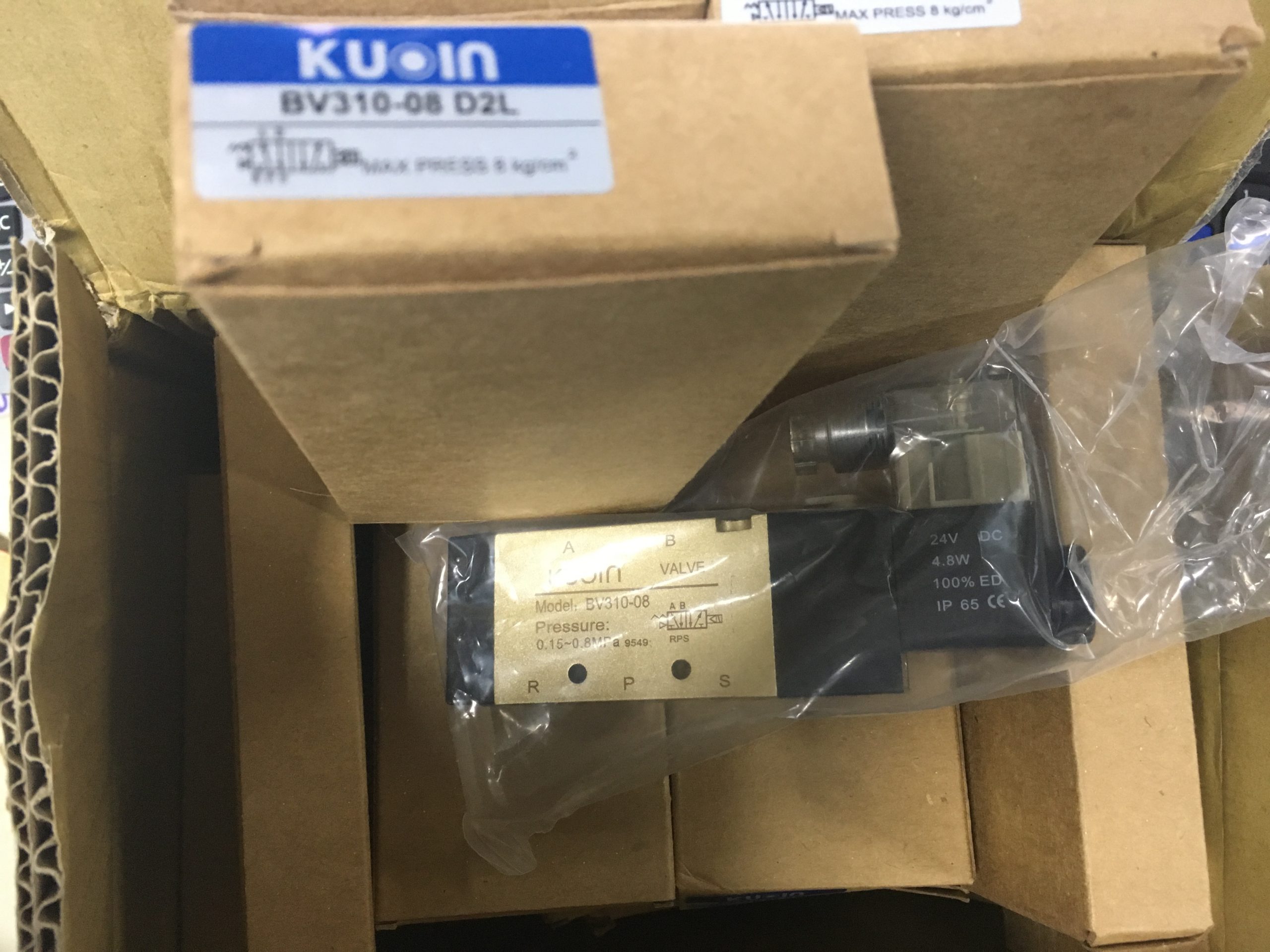 动作不到位时，金器阻挡气缸应排查气压、负载、安装偏差和密封状态配图