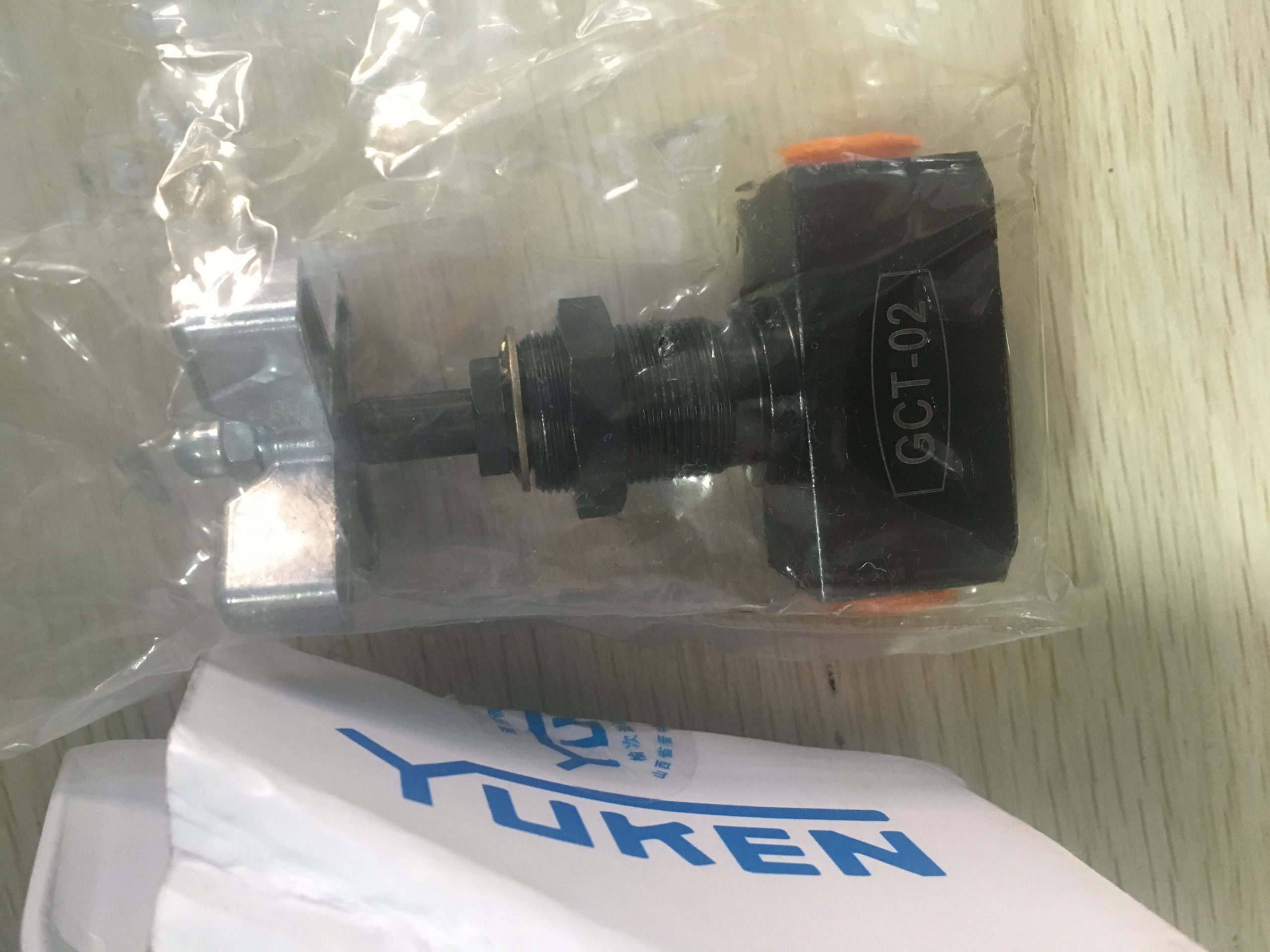 SMC气缸选型的细节核查:安装空间、导向方式与缓冲形式配图