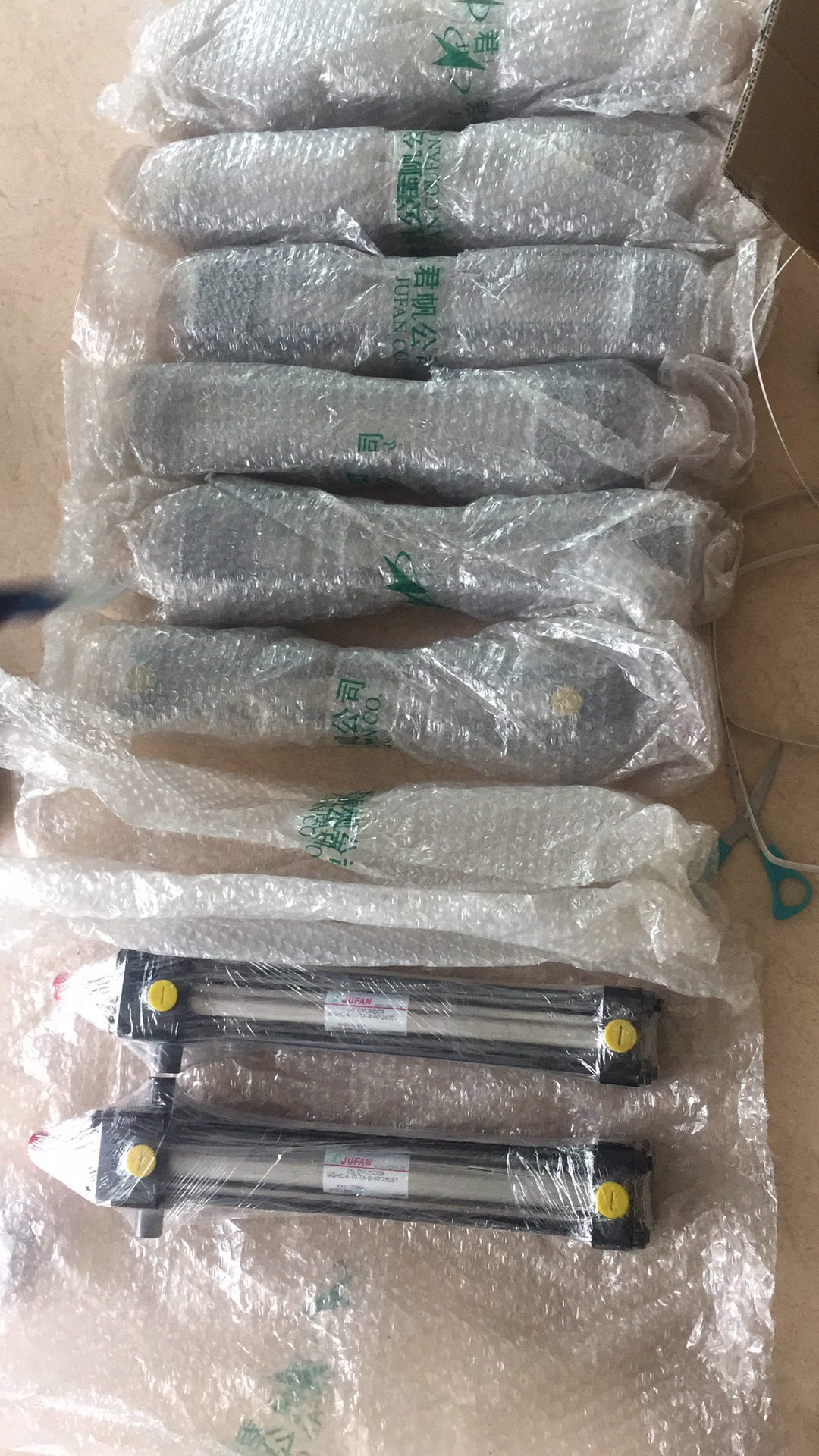 NORGREN三位四通电磁换向阀用于换向回路时,结构适配与控制稳定性需重点关注配图