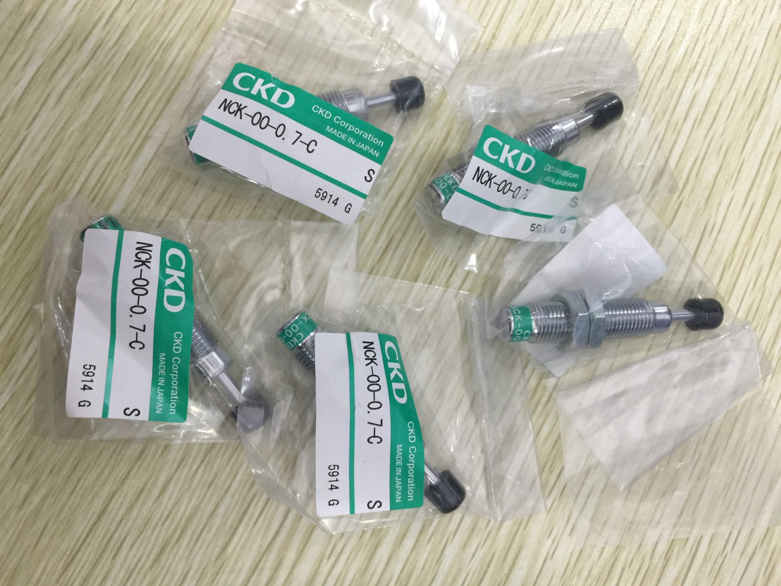 选择嘉刚活塞杆油缸，行业用户更看重哪些适配要点？配图