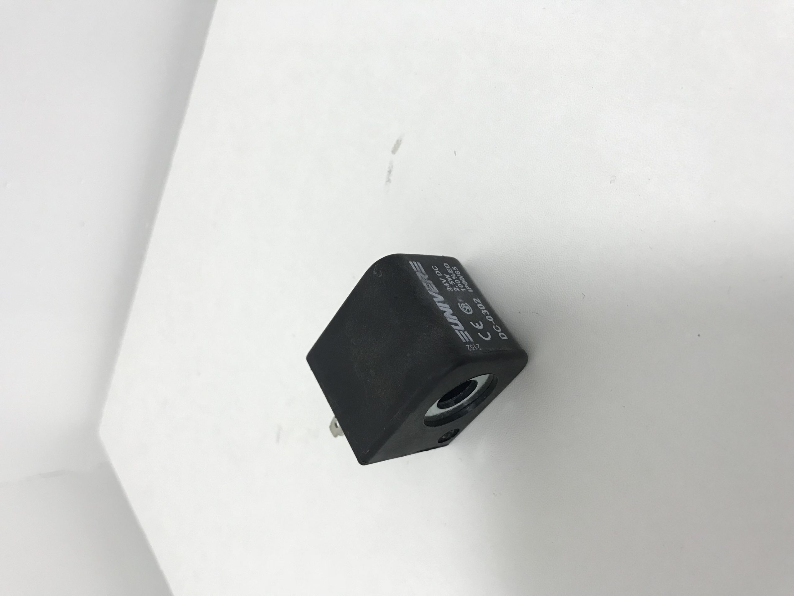 PARKER板式节流阀在流体控制中发挥什么作用配图