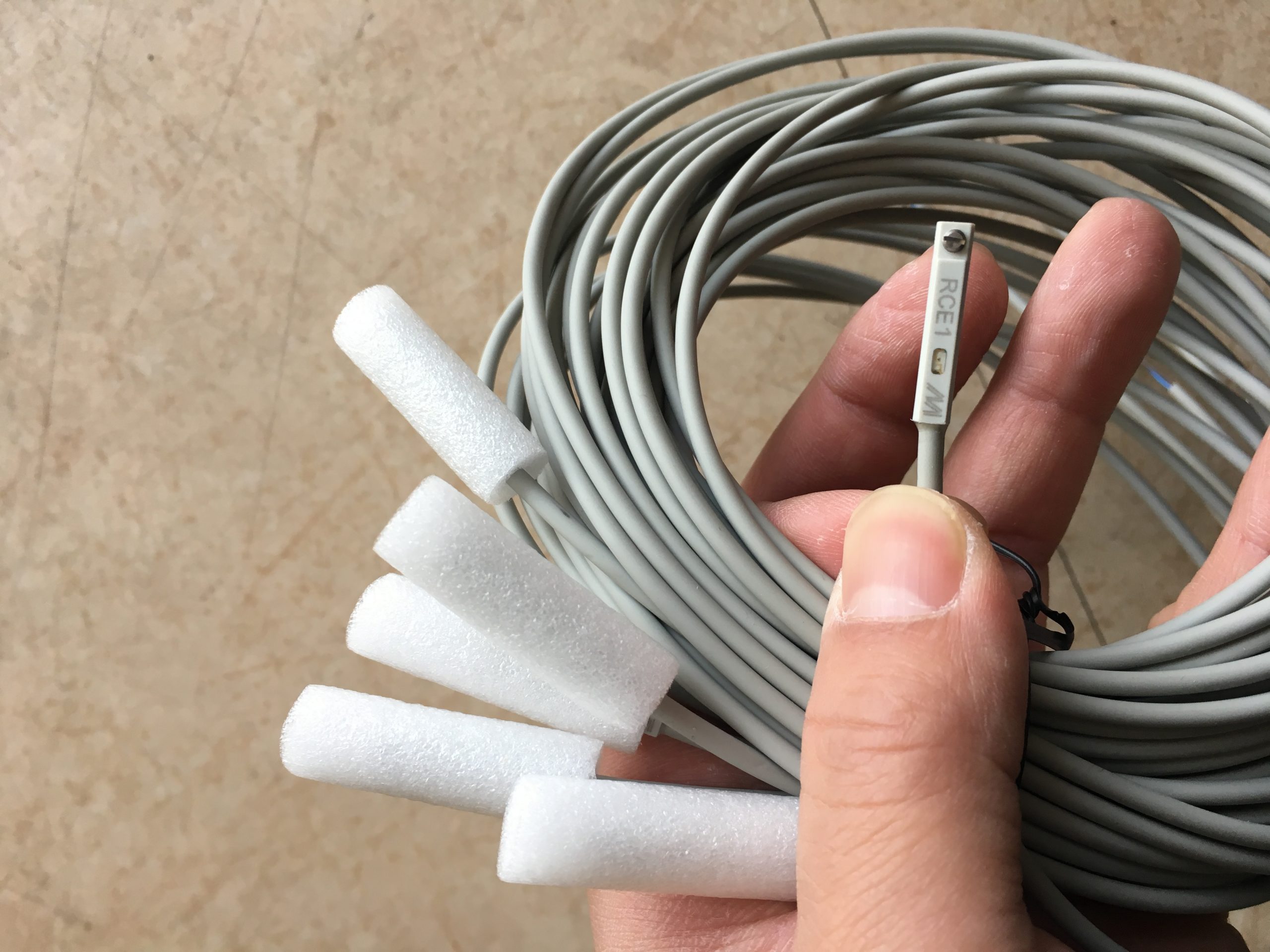 油液清洁、密封检查与压力复核:华德叠加式单向调压阀的日常维护重点配图