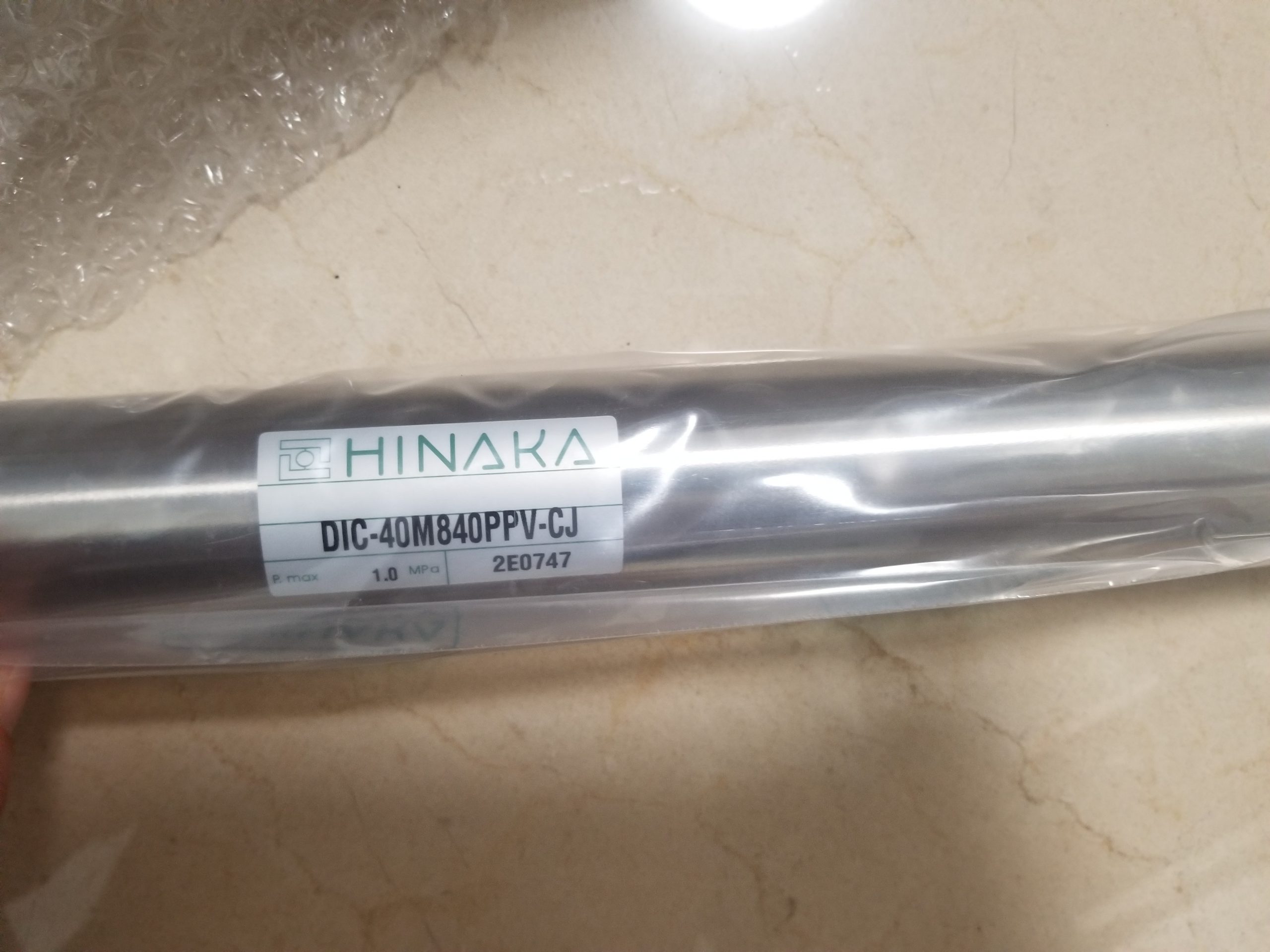安装哈威液压泵前,接口与油液条件要检查哪些内容?配图